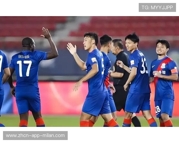 申花负10分起航斯卢茨基变阵，朱辰杰回归防线应对揭幕挑战